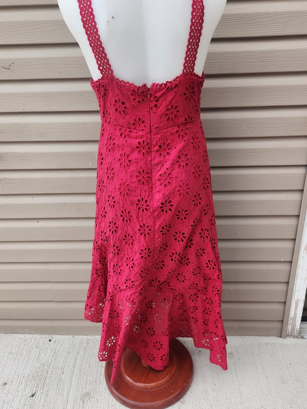Lulu's Crimson Eyelet Asymmetrical Midi Dress Medium - Picture 12 of 15